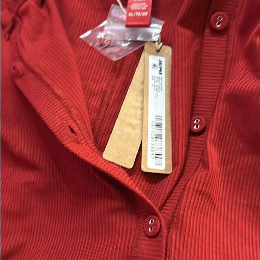 SKIMS RED ONESIE. NEW! Xl